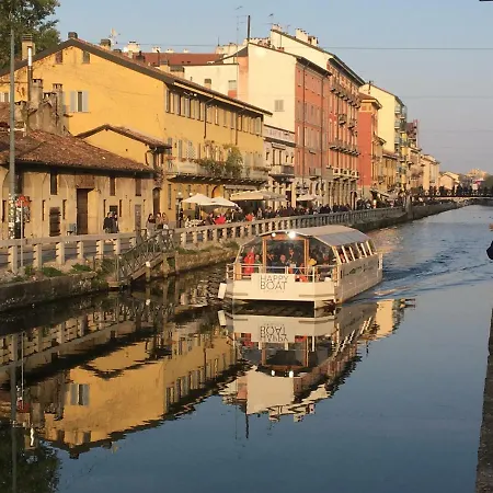 Naviglio Grande 아파트 밀라노